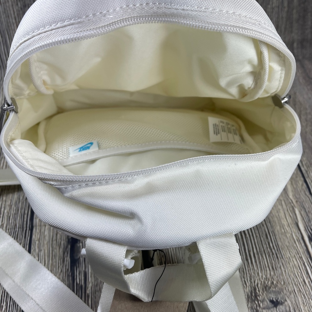 Nike Sportswear Futura 365 Mini Backpack White/Blue One Size 6L CW9301-010 - Picture 4 of 6